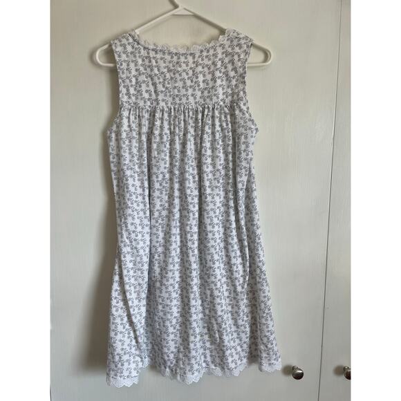 Eileen West sleeveless knee length nightgown pleated white bicycles cotton Small - Picture 2 of 7